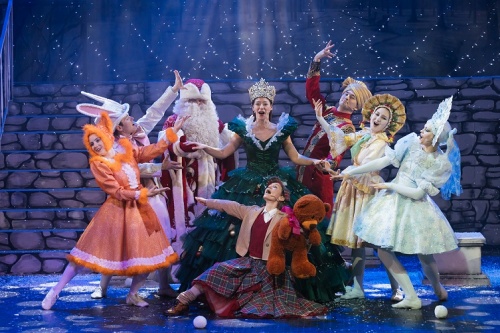 Работа над ошибками. В ТЮЗе искали пропавший снег и боролись с Ржавым чудовищем