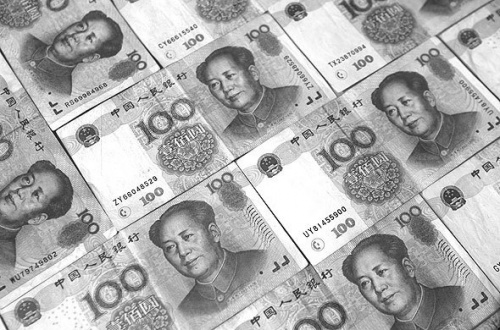 Российские компании переводят средства в юань. "Сянганский" доллар 