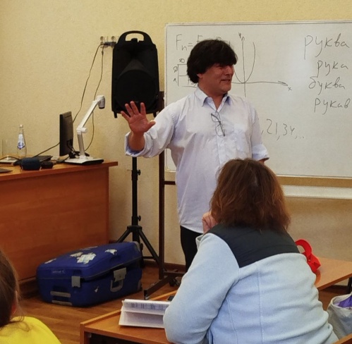 Популяризатор науки Николай Андреев: "Любой школьник может знать математику на пять"