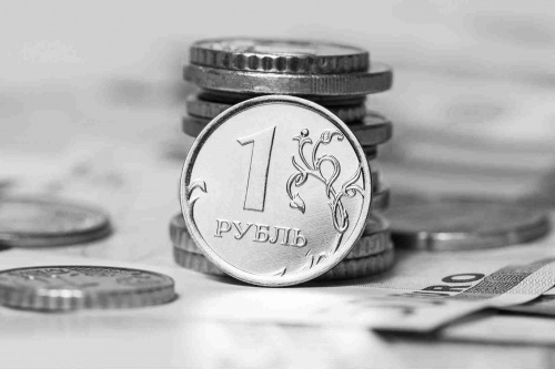 Аналитики: Рубль ждет неспокойная осень