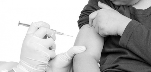 Нет прививки - больничный за свой счет. Педиатры призывают наказывать родителей рублем за отказ от вакцинации детей