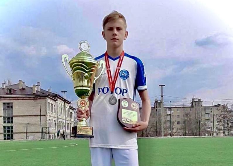 Футболист из Энгельса впервые вызван в сборную России