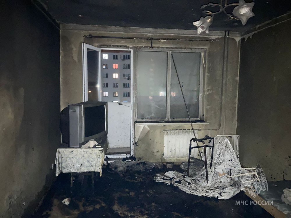 На пожаре в квартире погиб человек