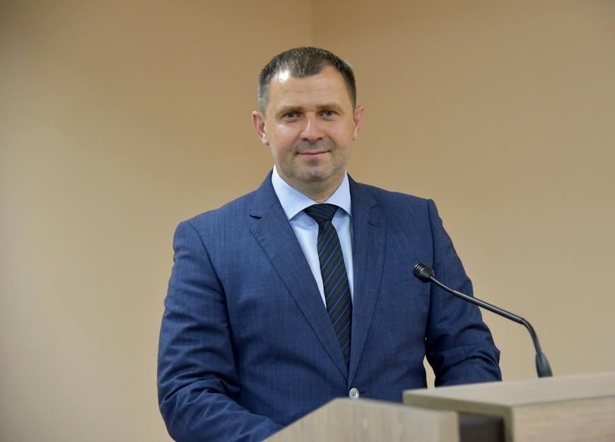 Управлять Балаковским районом делегировали саратовского чиновника