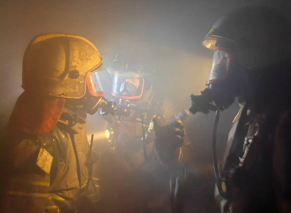 На пожаре в пятиэтажке пострадал мужчина