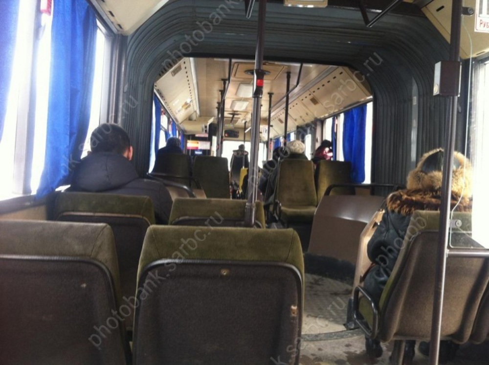 Времена. Впервые в мире введëн подоходный налог, мэр Саратова добирался на работу на автобусе 2,5 часа