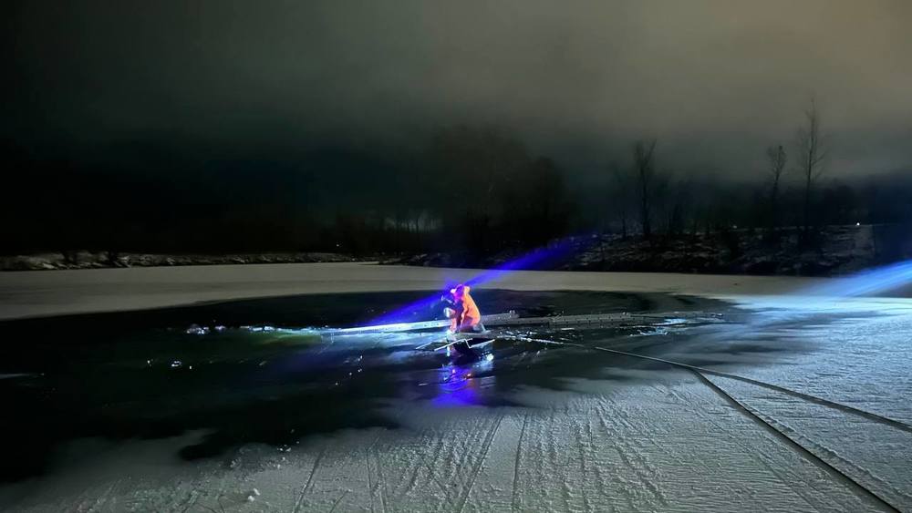 Из майны на Волге извлечён труп рыбака