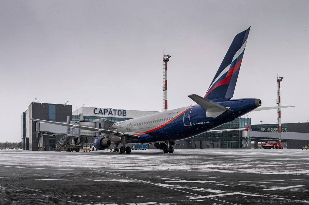 Из-за погоды задерживаются и отменяются авиарейсы