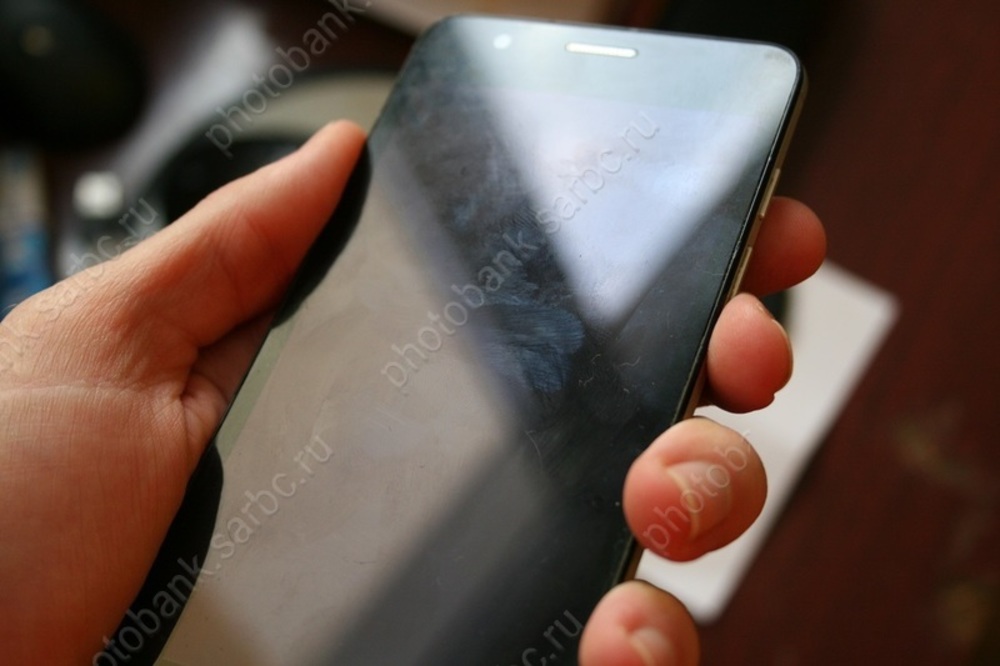 Горожанка хотела купить автодиски и нарвалась на мошенников