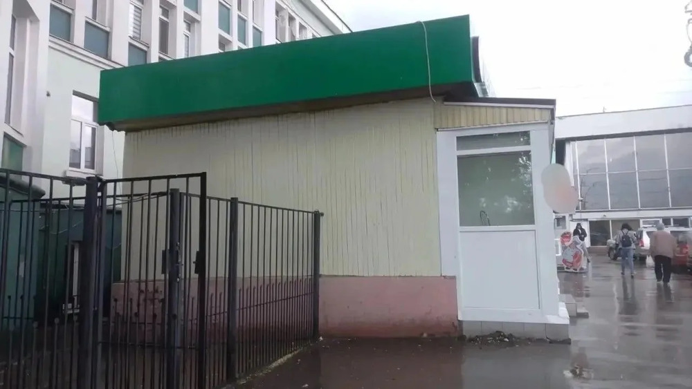 Рядом с вокзалом снесут ещё один незаконный ларёк