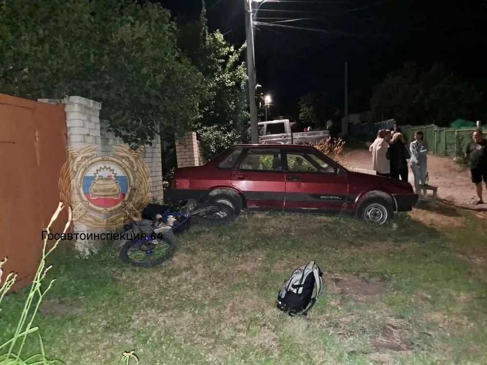 Мотоциклист врезался в забор и погиб